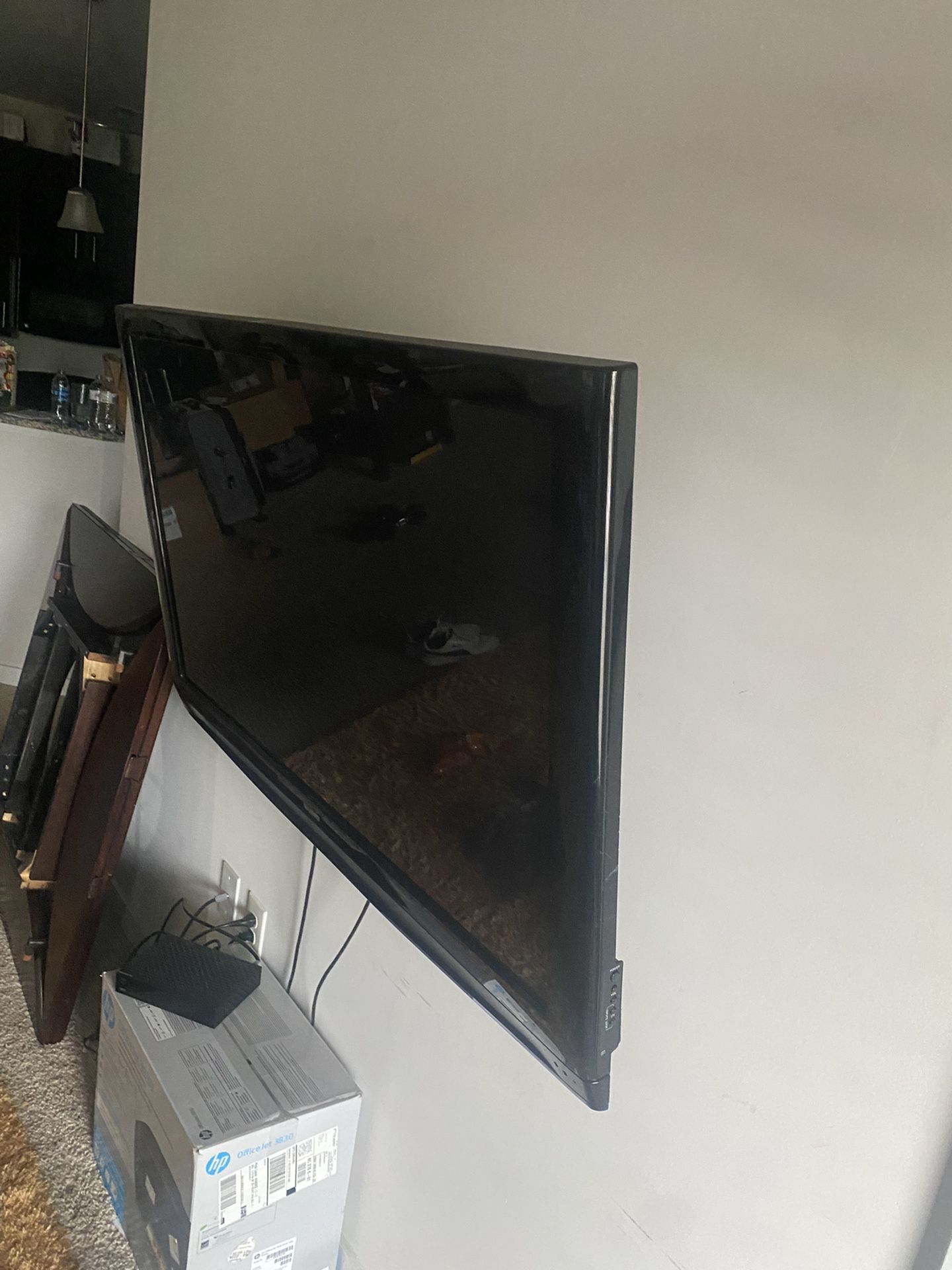 Sanyo HDTV 40 inch