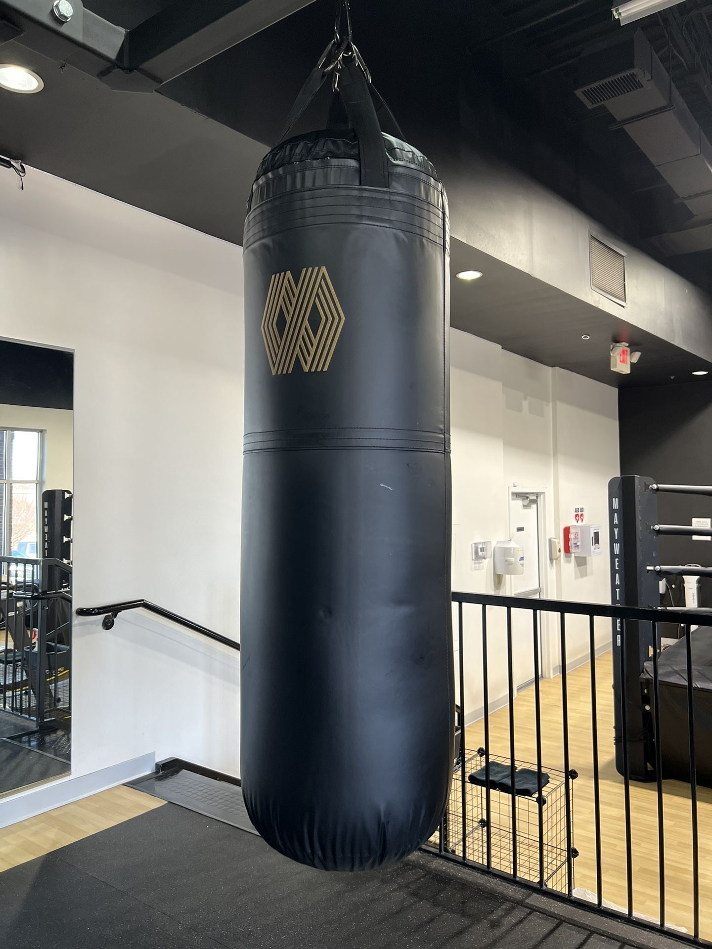 Boxing bag - short Heavy Bag