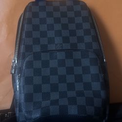 Louis Vuitton Cross Body Bag 