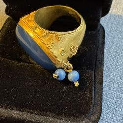 Charming Heavy Ring , 18k Solid Gold With , Size 6 But Adjustable In Any Local Jewelry Store 