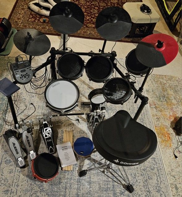 Alesis Nitro Mesh Kit + Accessories/add-ons