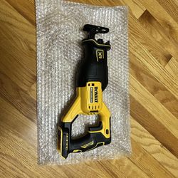 XR 20-volt Max Variable Speed Brushless Cordless Reciprocating Saw
