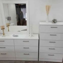White Dresser And Chest  // Cómoda Y Gavetero 