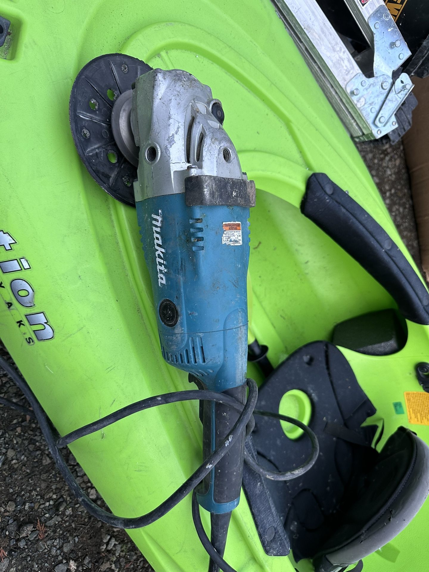 Makita Grinder 