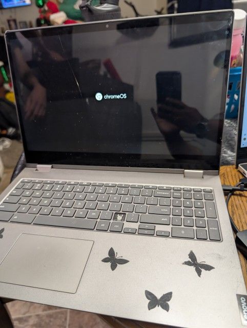 Lenovo 15.6" FHD Chromebook 