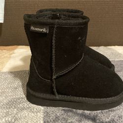 Bear paw boots to older