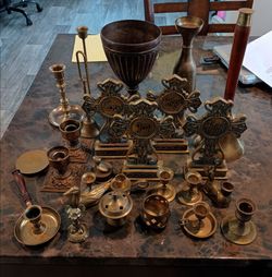 Figuras de bronce y otras