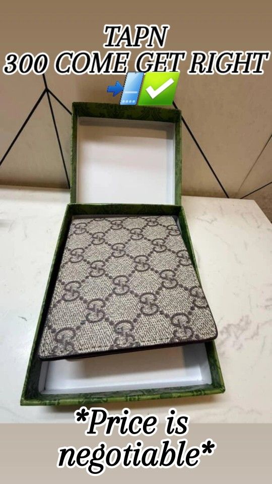 GUCCI WALLET