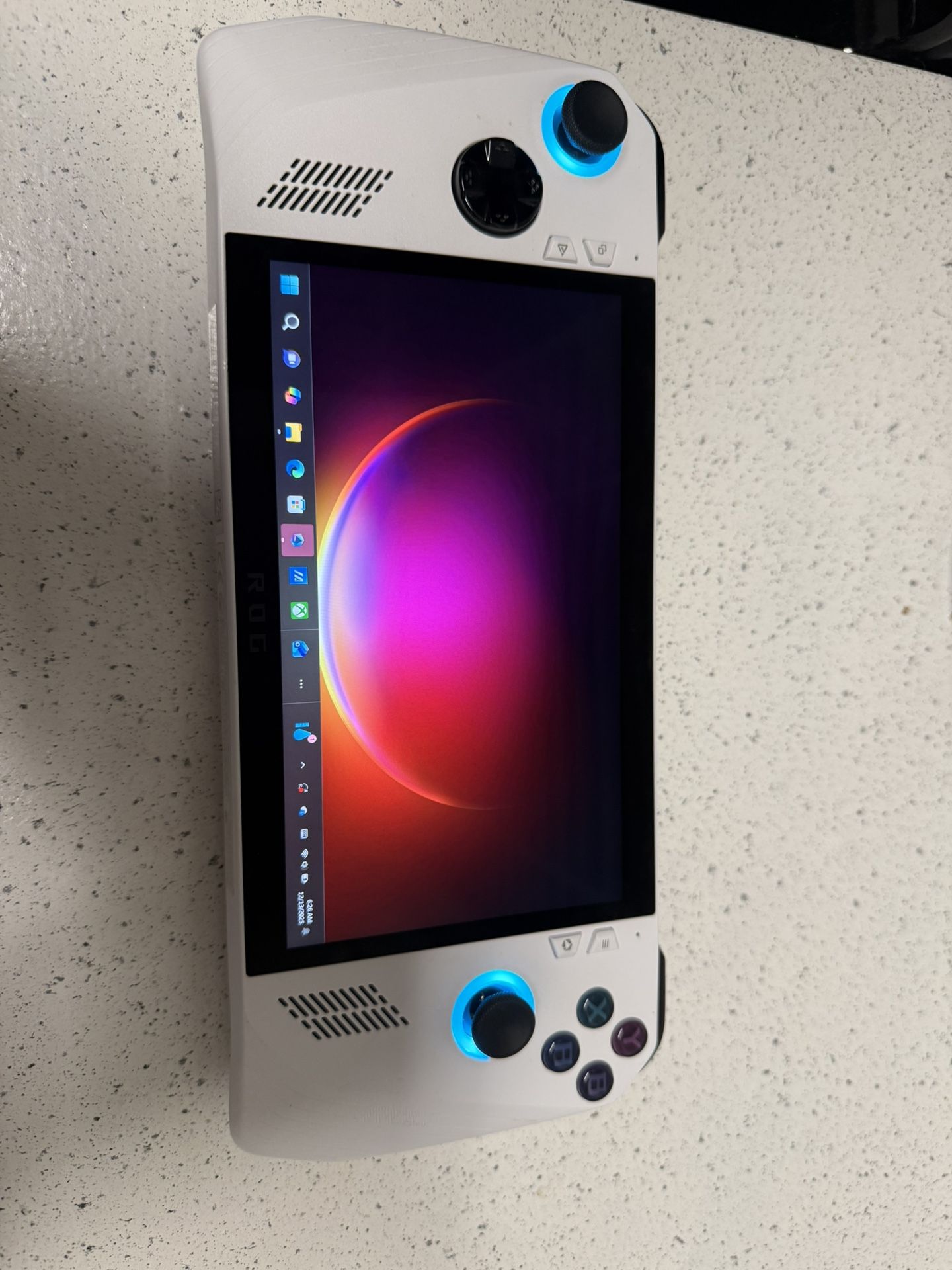 ROG ALLY Z1 extreme + 512g SD