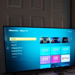 40" Roku TV, Almost New