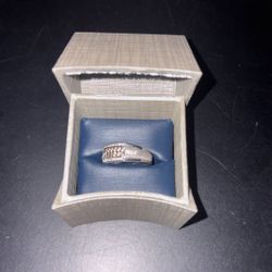 10 Carat White Cold Diamond Ring 