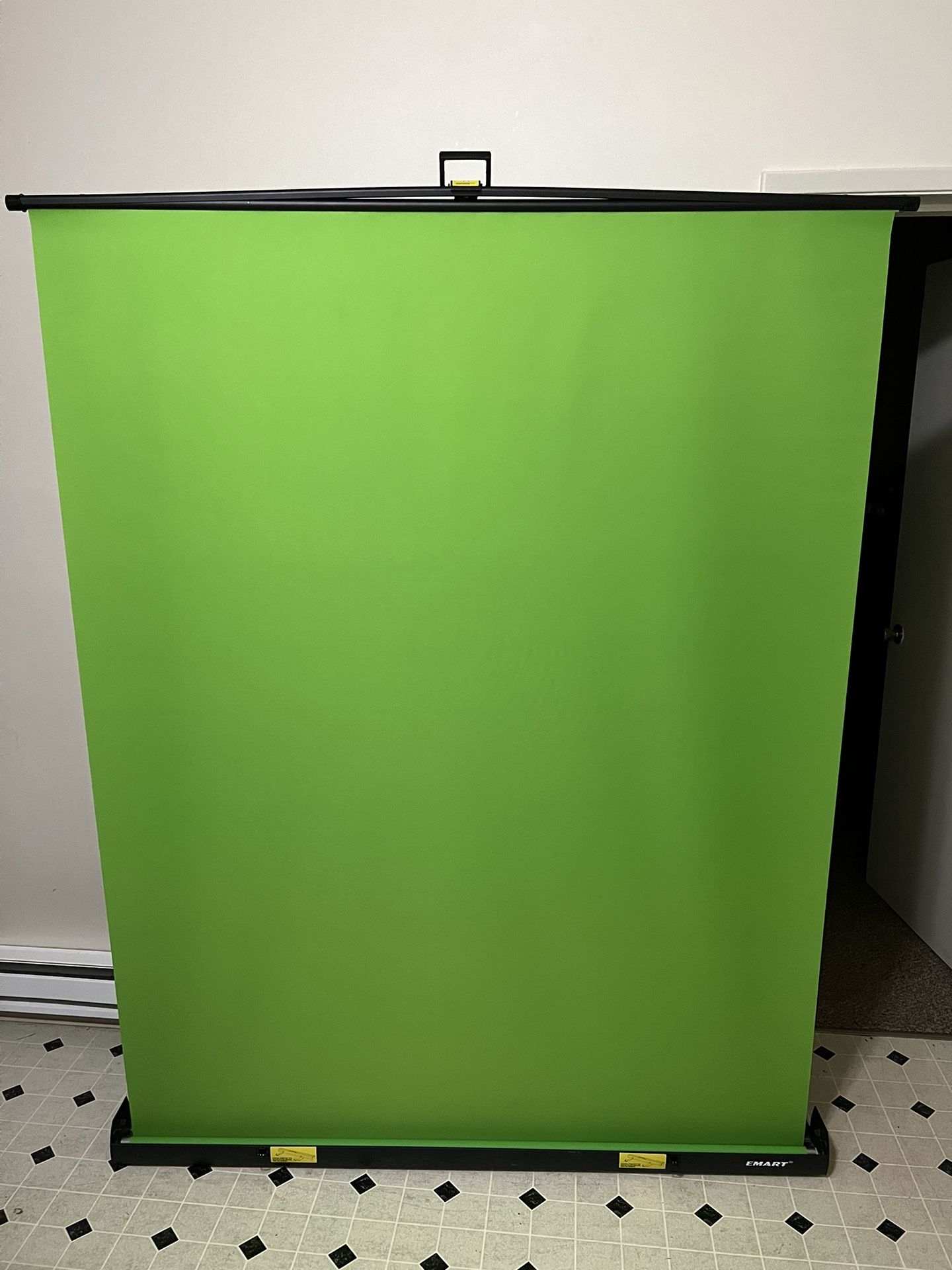 Collapsible green screen
