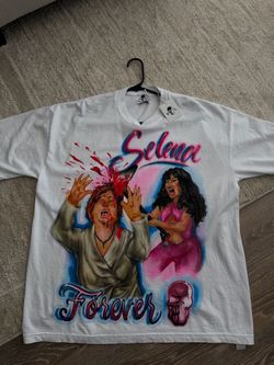 Warren Lotas Selena