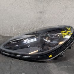 2019-2020-2021-2022-2023 PORSCHE MACAN LEFT SIDE HEADLIGHT OEM USED #9423
