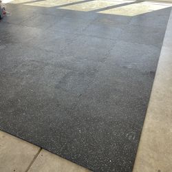 12’x12’ rubber gym flooring
