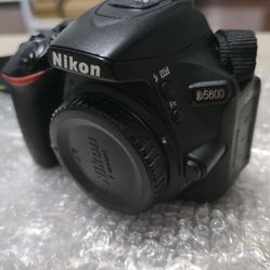 Nikon D5600