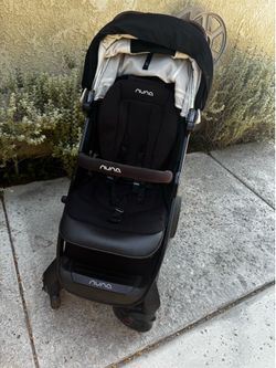 Nuna Tavo stroller