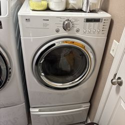 LG Dryer and pedestal