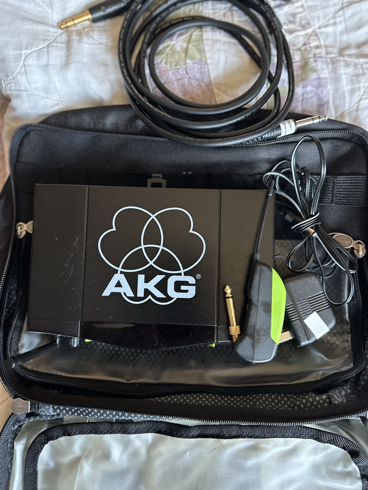 AKG sr40 single wireless receiver