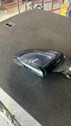 2024 Genesis GV80left front mirror