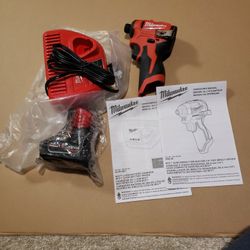 New combo kit Milwaukee M12. 