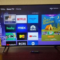 Like New Tcl 50 Inches Roku TV 