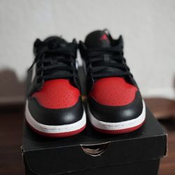 Jordan 1 Lows Bred Toes Size 6.5 