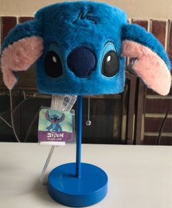 (NEW) (1 AVAILABLE) DISNEY LILO & STITCH 15" POWER OUTLET TABLE LAMP WITH BLUE SHADE