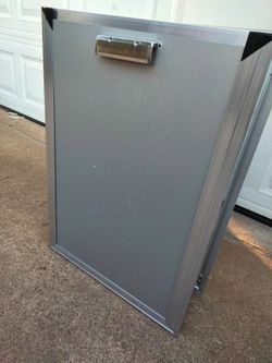 MONSTER dog door 16"x 24" brand new