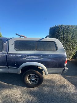 Toyota Tundra Camper Shell