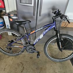 Bike 24" Schwinn Bicycle 