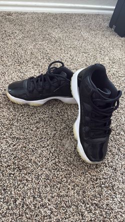 Jordan 11 retro low