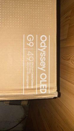 SAMSUNG 49" Odyssey OLED G9 Curved Gaming Monitor - OPEN BOX / NEW
