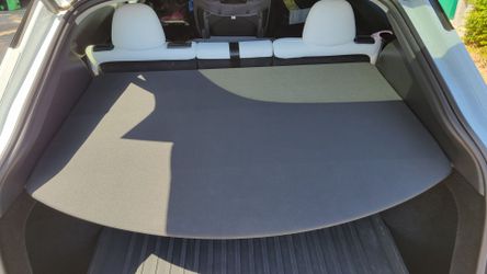 Tesla Model Y Cargo Cover