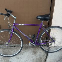 hybrid/commuter bike, GT Outpost