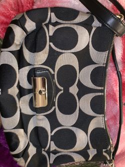 COACH PURSE (real)