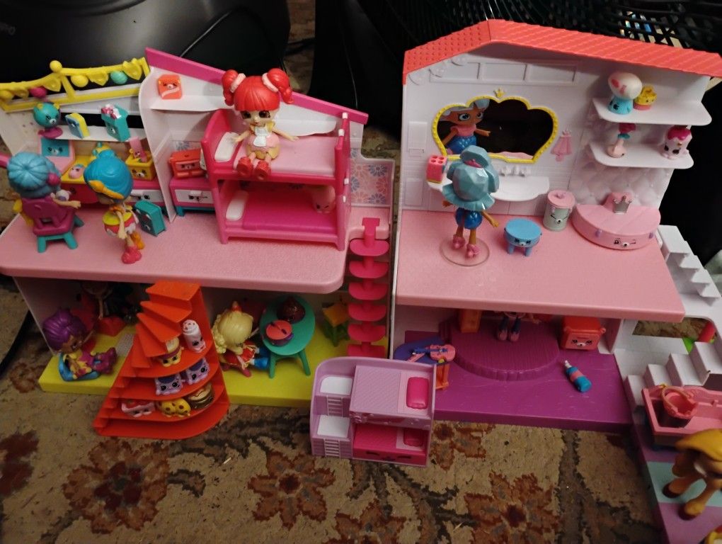 Shopkins/Petkins Playhouse And Pool Read Description 