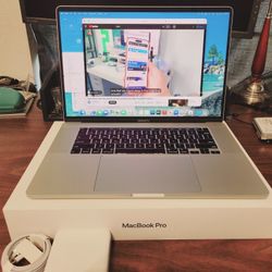 16" MacBook Pro Laptop. Core i7, Touchbar, Radeon Pro, Newest MacOS