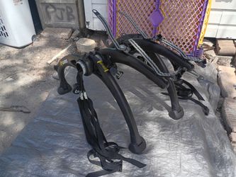 Saris bones 3 bike rack for car or carvan
