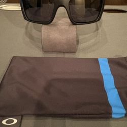 Oakley Sunglasses 