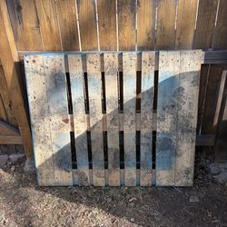 Pallet Great Condition