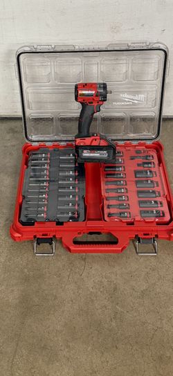 Milwaukee pack out 3/8 socket set 35 piece with impact gun , 6.0 battery