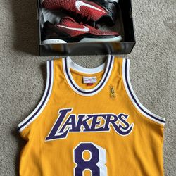 KOBE BRYANT Package deal!!!! Authentic rookie jersey And kobe VI Protro 2011 All Star Size 9.5