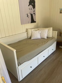 IKEA Daybed Twin & Full