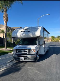 Jayco redhawk 31f class c motorhome