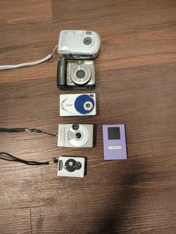 Lot of digital cameras
