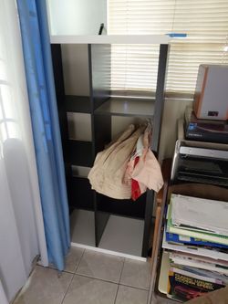 Storage cabinet