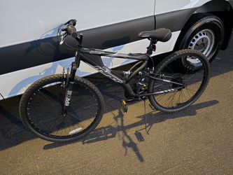 Hyper Men’s 26” Black Havoc Mountain bicycle