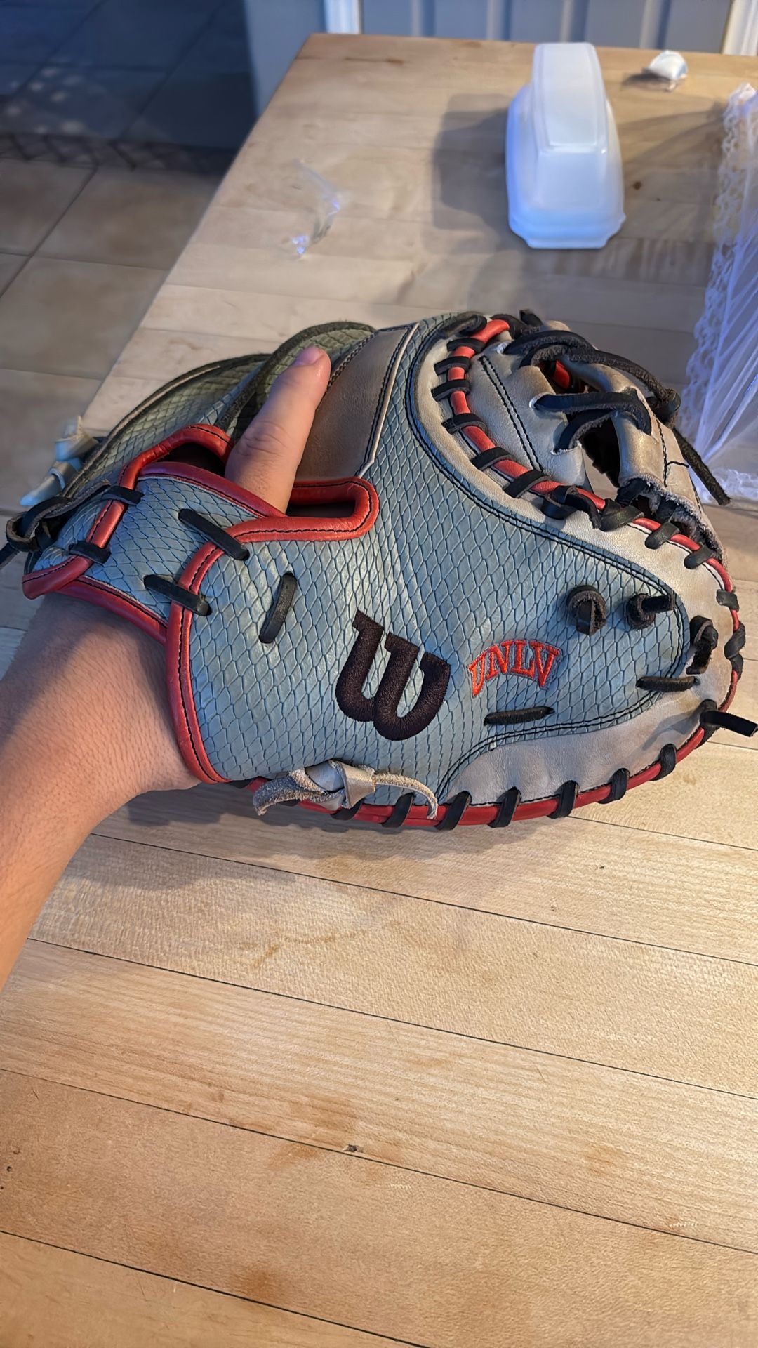 Wilson A2000