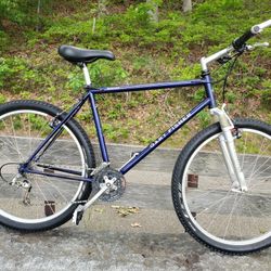 1995 18" Gary Fisher Rangitoto 21 Speed Mountain Bike 